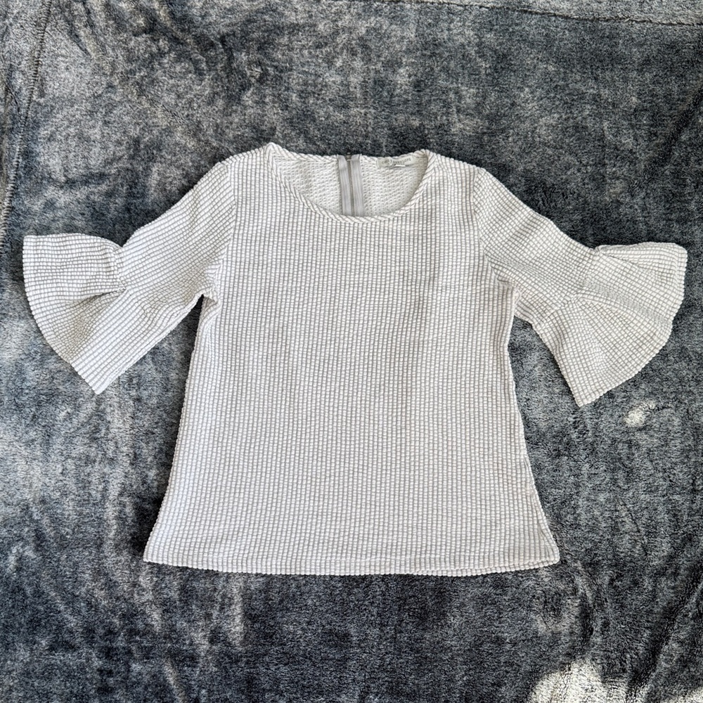 Green Envelope Textured White Blouse with Bell Sleeves